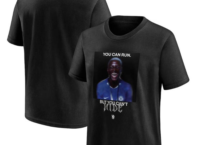 La camiseta de niños de Moisés Caicedo cuesta USD 27.