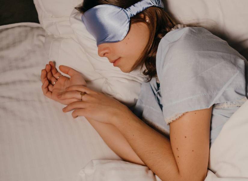 Imagen referencial: Mujer durmiendo.