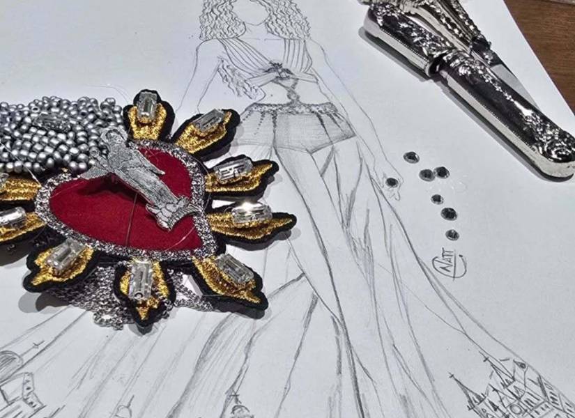 Bocetos del vestido Quito para Shakira.