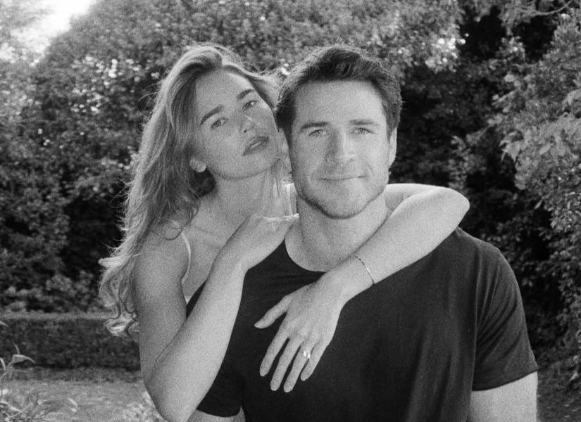 La pareja anuncia su compromiso tras 6 años de matrimonio.