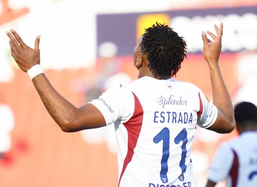 Michael Estrada le dio la victoria a Liga de Quito sobre la Universidad Católica.