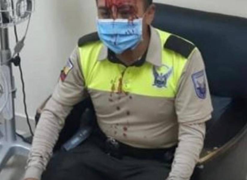 8 policías heridos dejó el primer día de manifestaciones en varias provincias