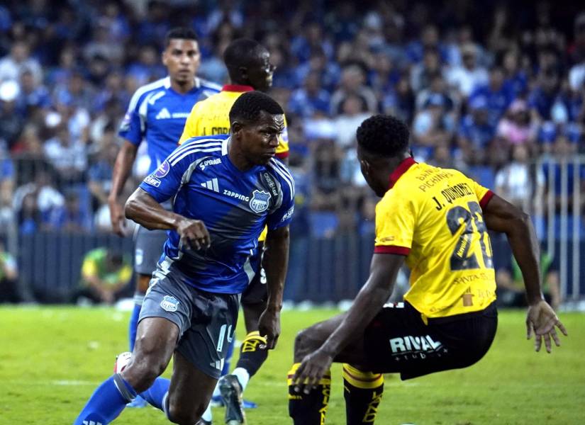Emelec cayó 4-0 ante Barcelona SC en el Clásico del Astillero.