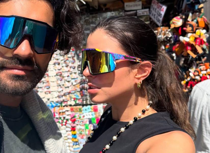 Luciana Guschmer y su novio de vacaciones.