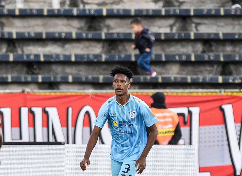 Joshué Quiñónez salió cedido de Barcelona SC a la Universidad Católica.