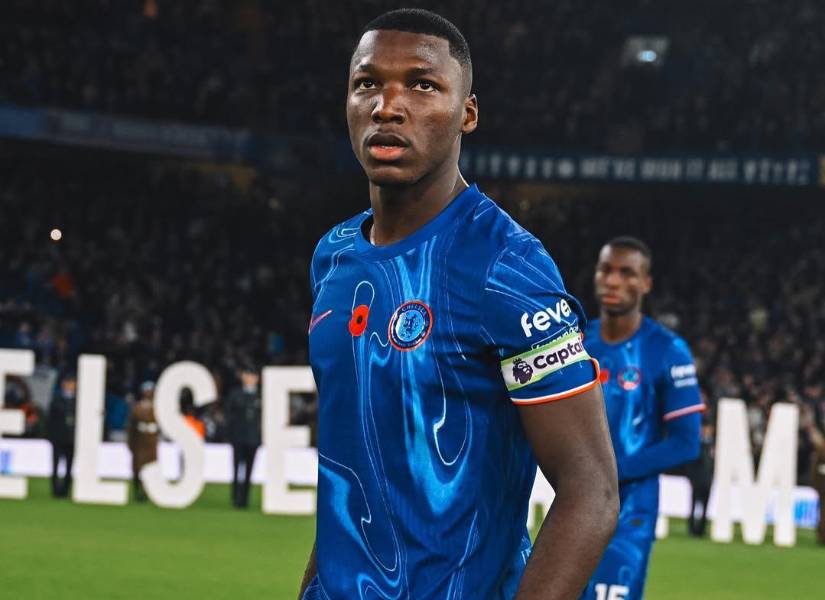 Archivo Moisés Caicedo capitán.