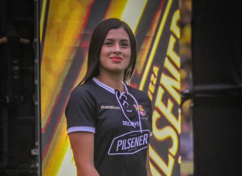 Kathleen Mendoza demandó a Barcelona SC.