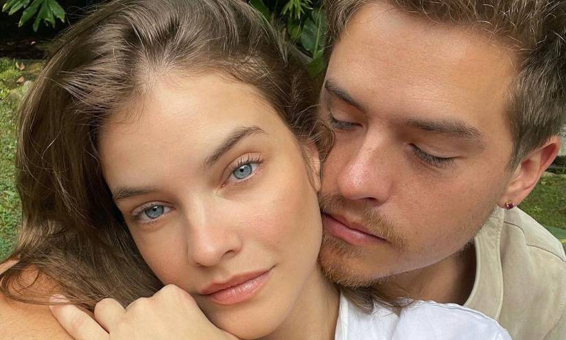 Barbara Pelvin con Dylan Sprouse.