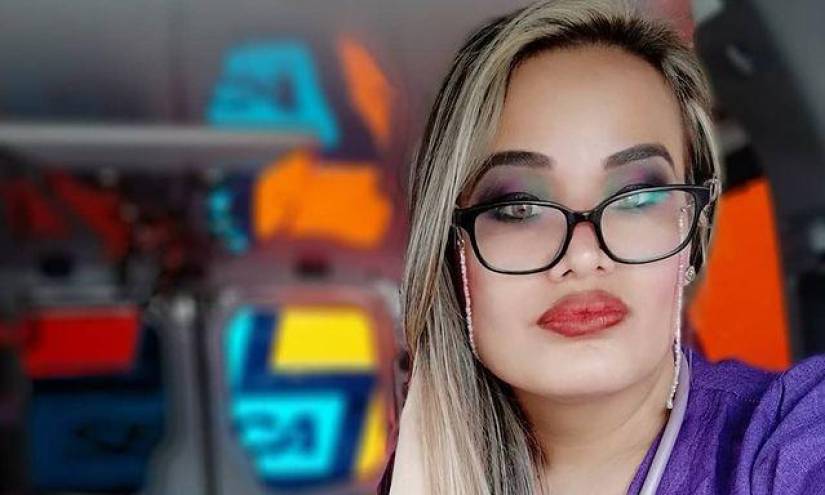 LGBTIQ+ Ecuador 2023: la historia de Analía Bravo García, la primera médica transfemenina del Ecuador