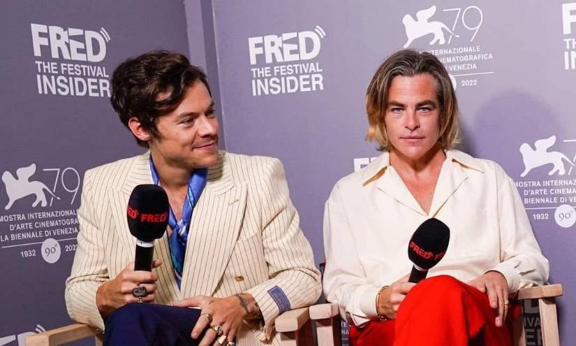 Imagen de Harry Styles y Chris Pine en la promoción de 'Don`t Worry Darling'.