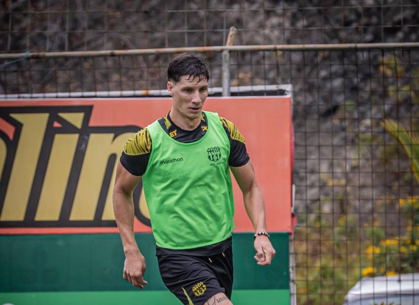 Barcelona SC paralizó los entrenamientos por falta de pagos.