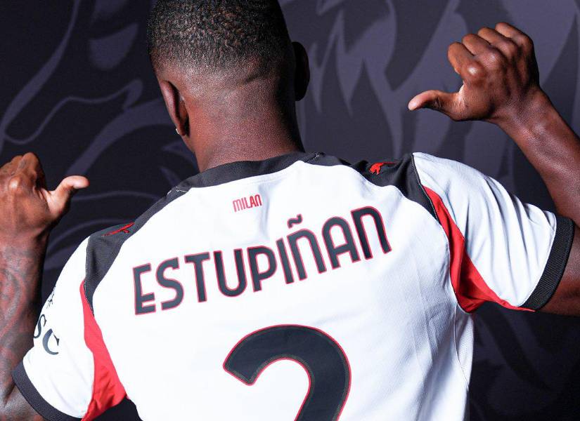 Pervis Estupiñán, nuevo jugador del AC Milan