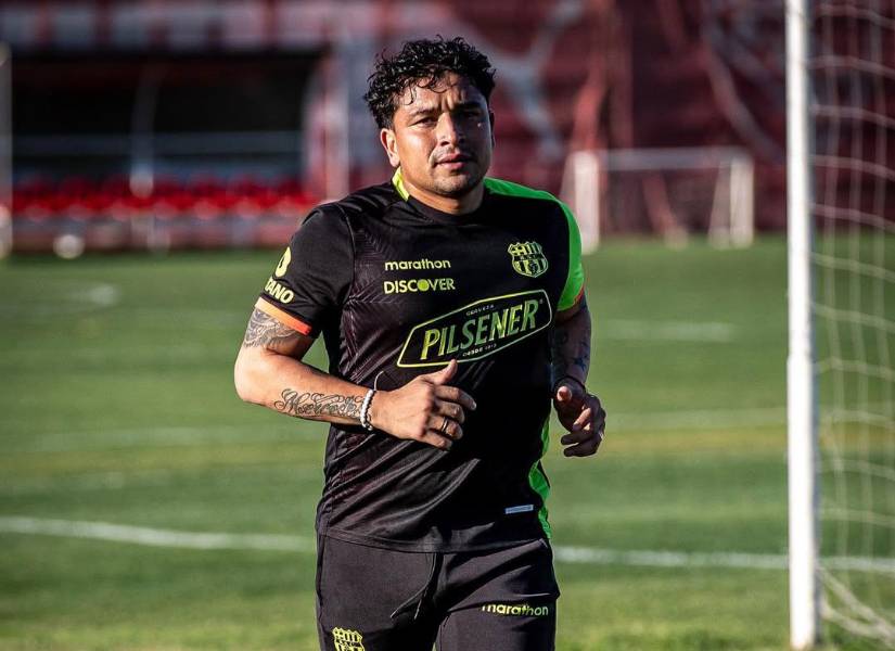 El velorio de Mario Pineida se realizó este jueves 18 de diciembre.