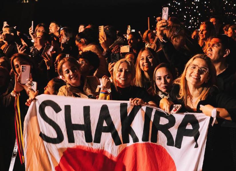 Fanáticos en el concierto de Shakira.