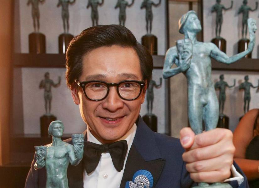 El actor Ke Juy Quan, ganador a la categoría Mejor actor de reparto con la película Todo En Todas Partes Al Mismo Tiempo