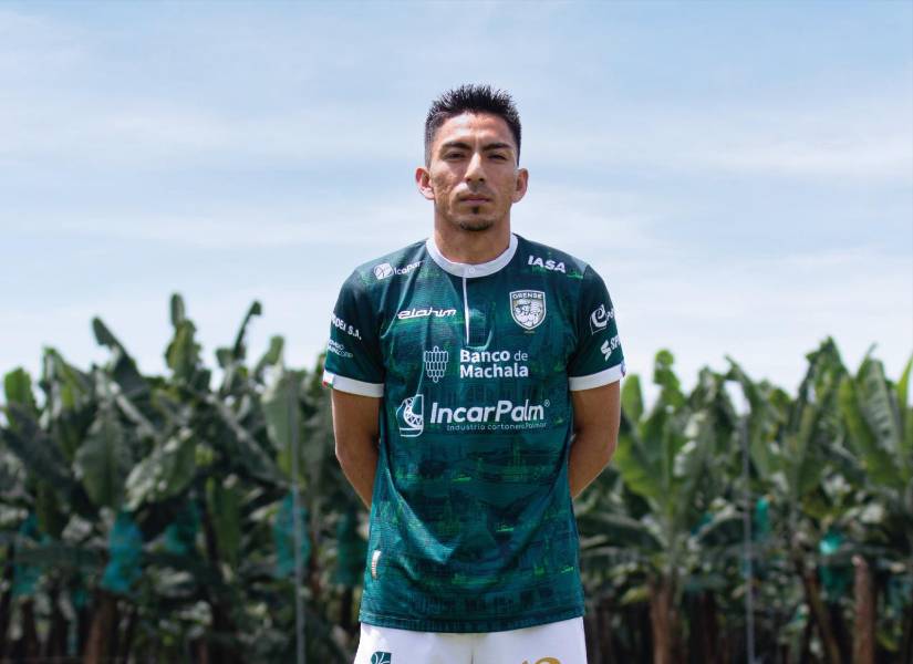 Ángel Mena regresó al fútbol ecuatoriano tras casi nueve años.