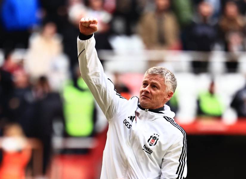 El entrenador del Besiktas, Ole Gunnar Solskjær, admiró el desempeño de Keny Arroyo.