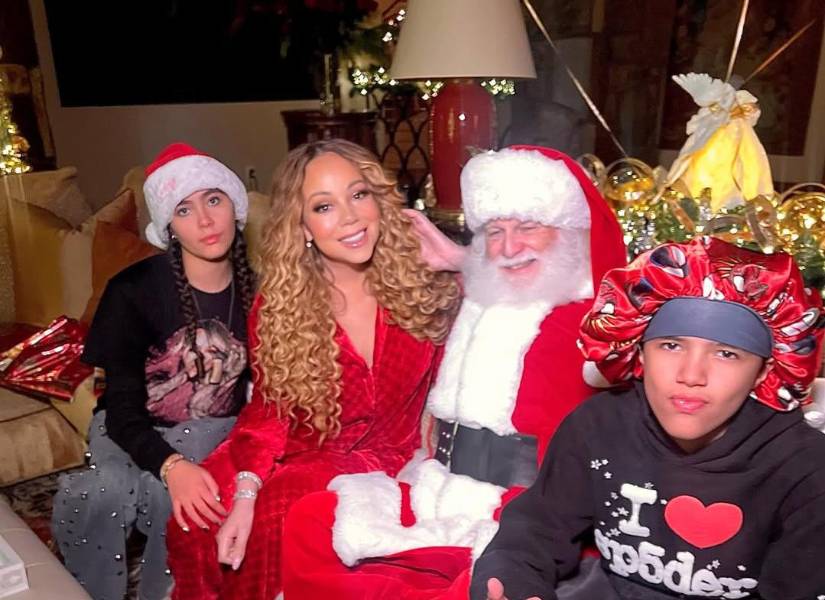 Mariah Carey celebrando la Navidad.