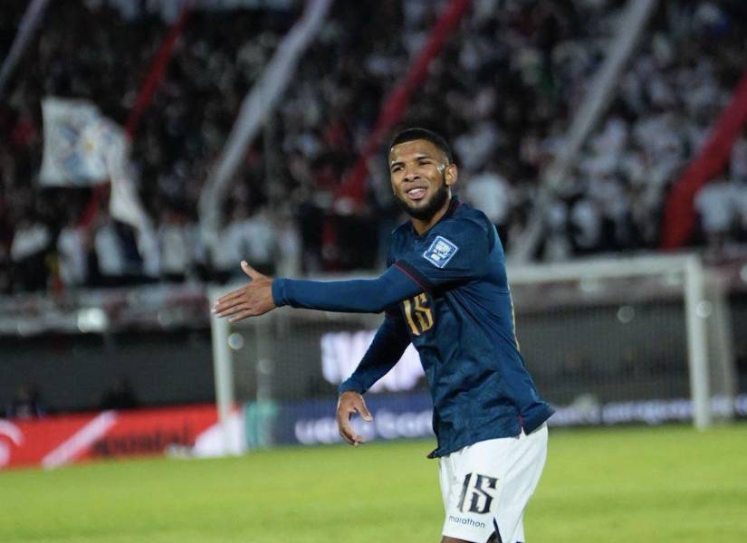 Patrik Mercado ingresó por Pedro Vite en los minutos adicionales.