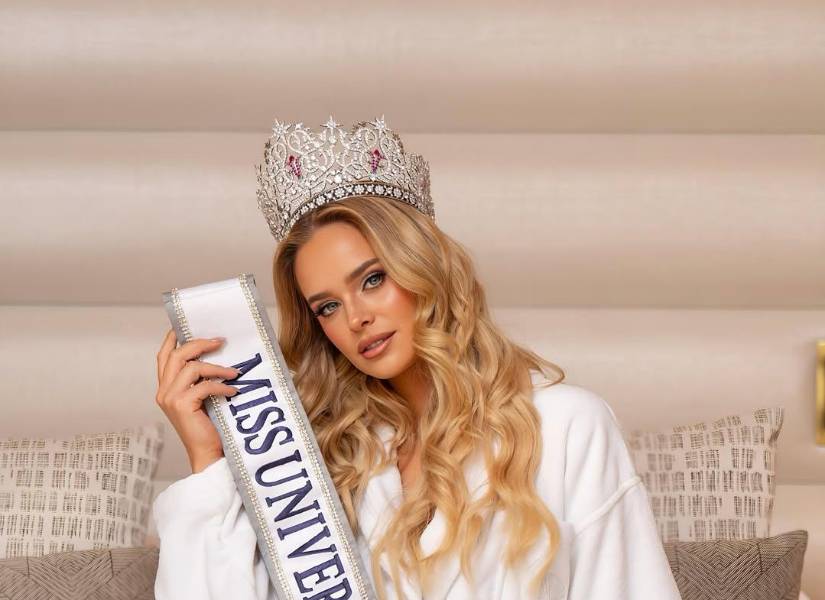 María Ignacia Moll tiene 28 años y su profesión es modelo e influencer/YouTuber.