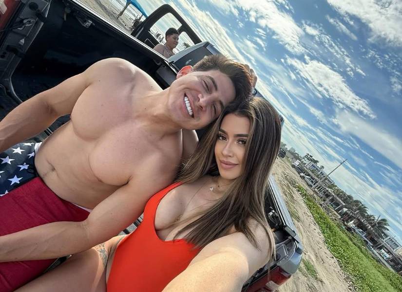 Elizabeth y Don Day juntos en sus vacaciones.