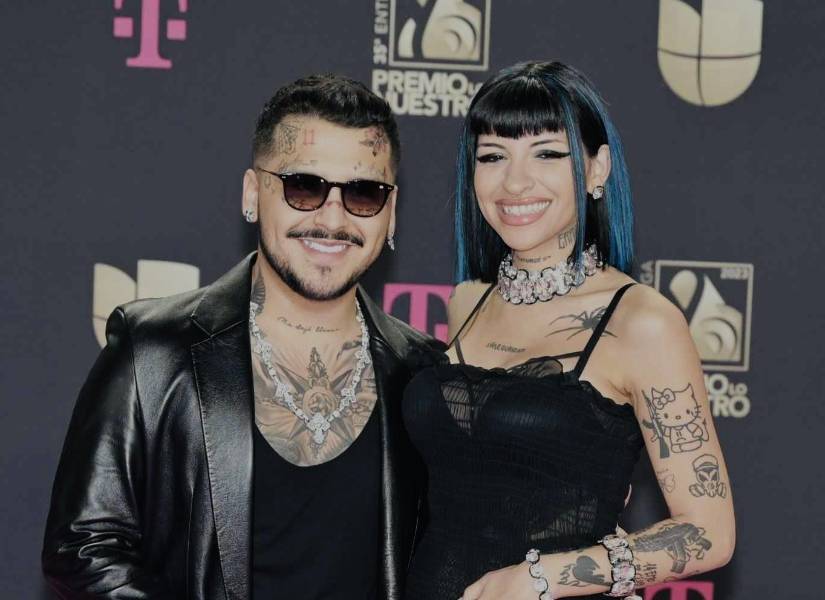 Christian Nodal y Cazzu en 2023.