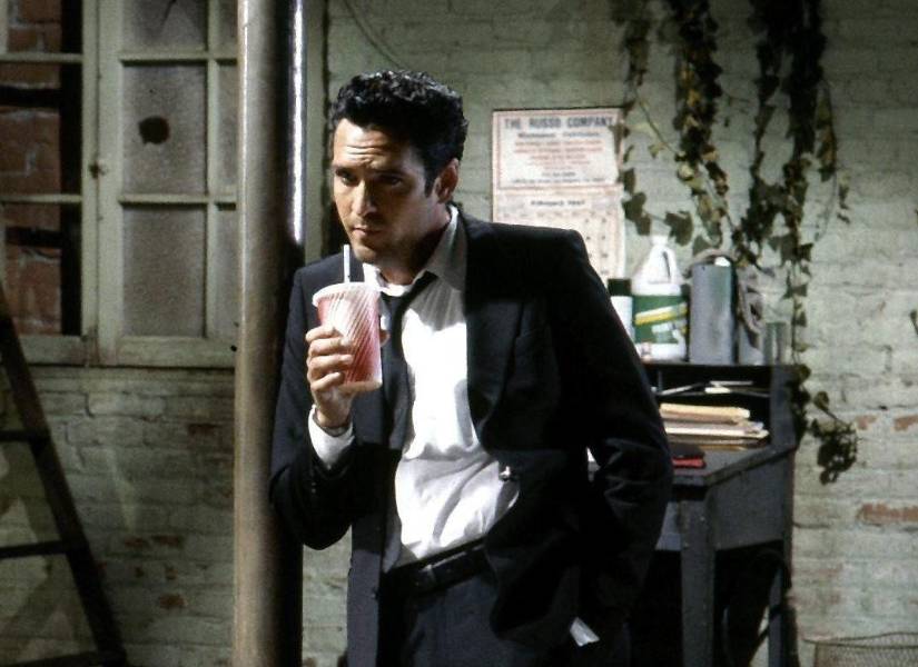 Michael Madsen como el Sr. Rubio en Perros de la Calle.