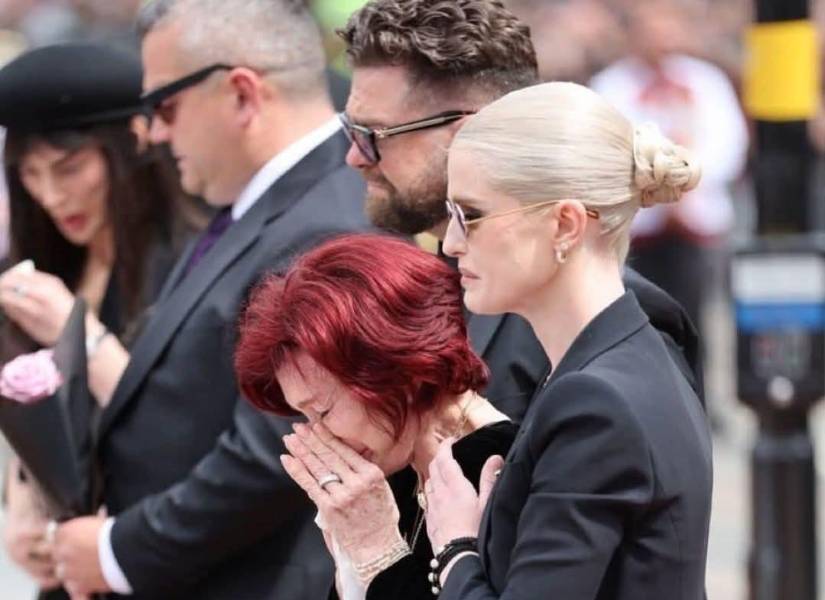 Sharon Osbourne acudió al homenaje, financiada por la propia familia de Ozzy.