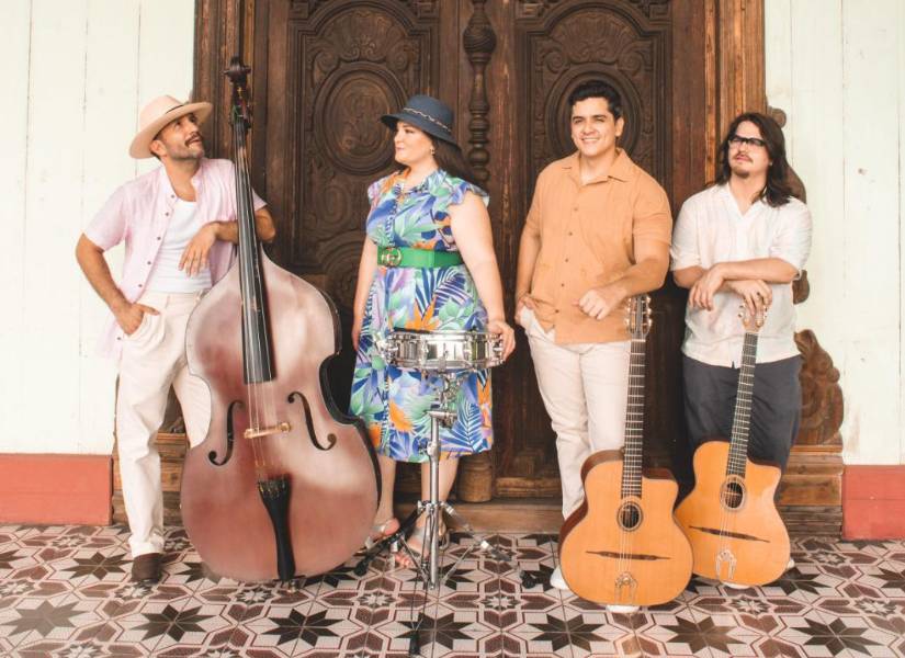 Sepia Jazz Band se ha apropiado del espacio público con una propuesta que rememora el Guayaquil nostálgico.