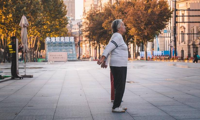 El ejercicio ayuda a lidiar con los síntomas de la menopausia.