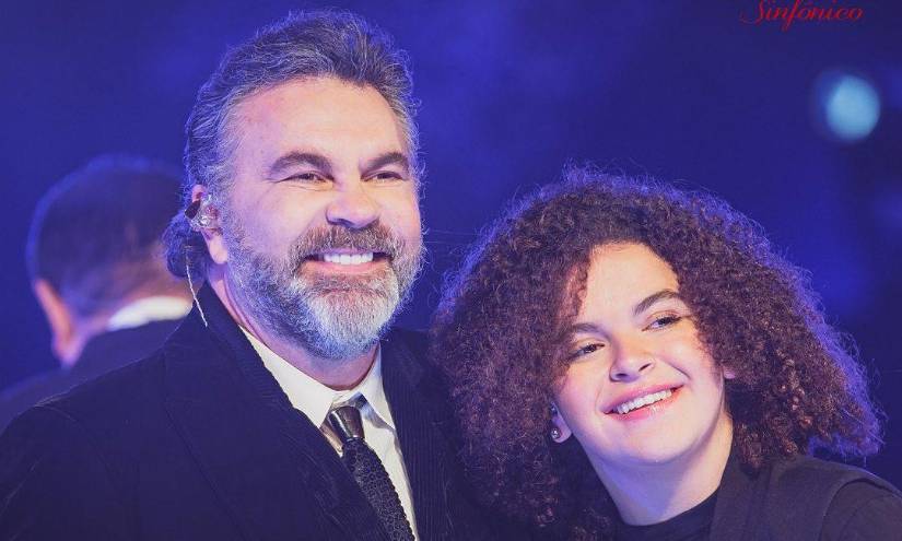 Imagen de archivo de Mijares junto a Lucerito.