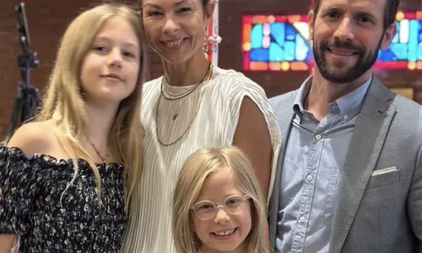 Jessica Klepster, Christian Oliver, y sus pequeñas hijas.