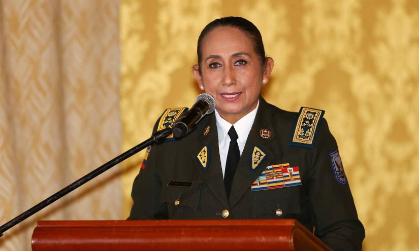 Lasso ratifica a generala como comandante de la Policía de Ecuador