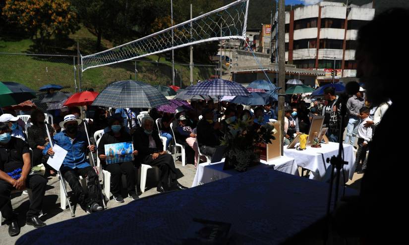 Habitantes de La Comuna de Santa Clara de San Millán recordaron a los muertos del aluvión con una misa.