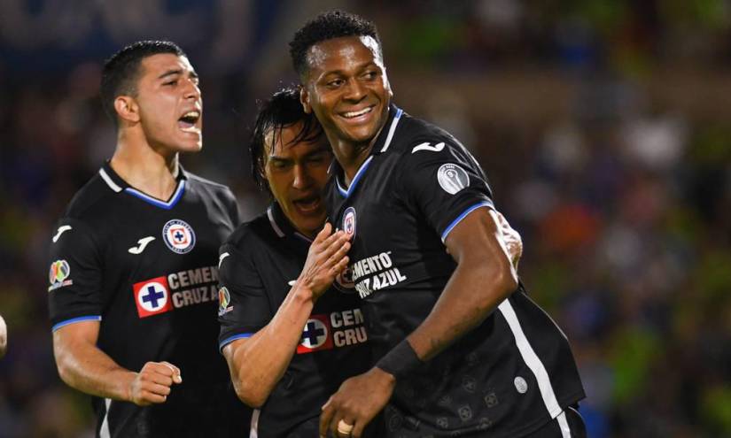 Michael Estrada anota su primer gol en empate del Cruz Azul