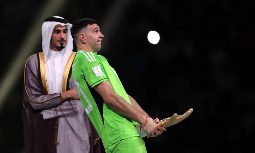 ´Dibu´ gana el guante de oro en el Mundial Qatar 2022