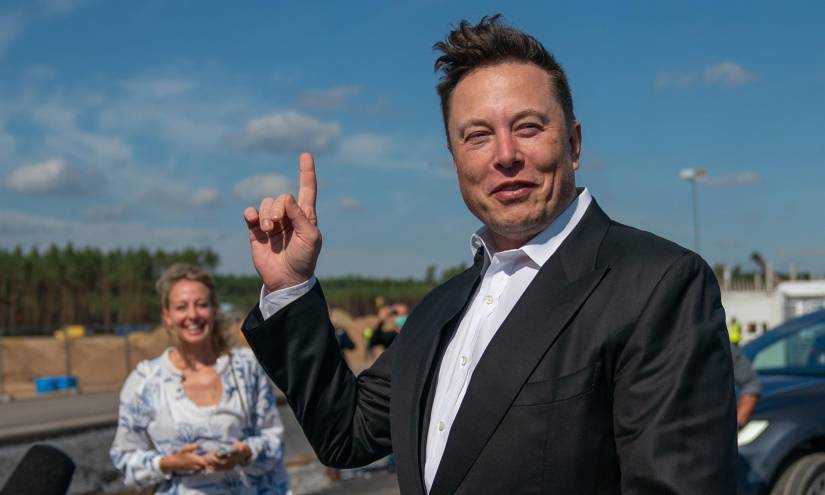 Elon Musk activa su servicio de internet satelital para Ucrania