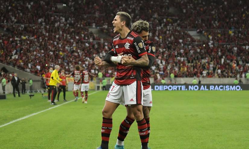 Flamengo goleó 7-1 al equipo de Alexander Domínguez en Libertadores