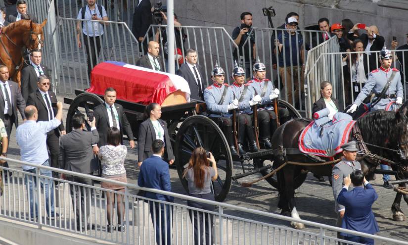 Chile da el último adiós a Sebastián Piñera en un emotivo y solemne funeral de Estado