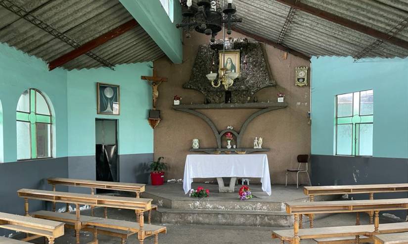 La capilla de los talleres de los Ferrocarriles del Ecuador en Chiriyacu.