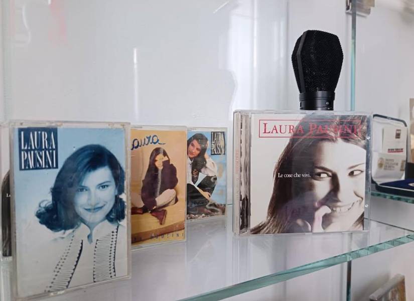 Principales álbumes de la trayectoria de Pausini.