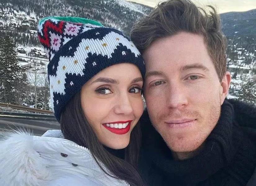 Nina Dobrev Y Shaun White en sus vacaciones en Canadá.