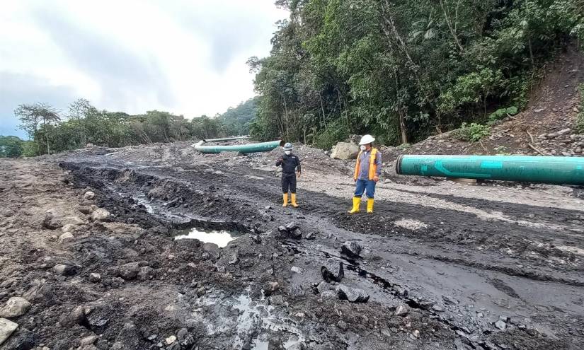 Empresa OCP asegura que ya alcanza el 90% de limpieza de crudo derramado en Ecuador