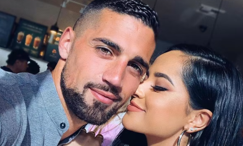 Imagen de archivo de Becky G y Sebastián Lletguet.