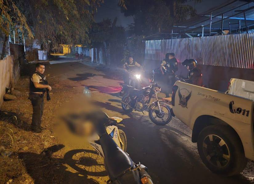 Imagen de una persona abatida por la Policía Nacional haciendo uso progresivo de la fuerza.