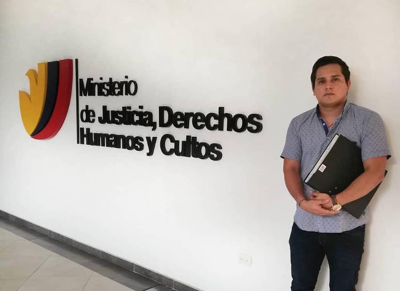 Pepe Tola en las instancias del Ministerio de Justicia.