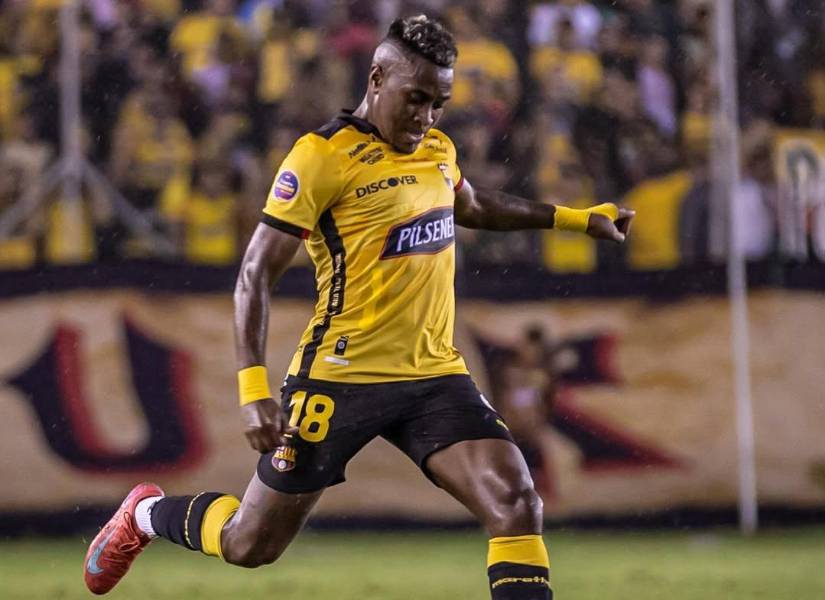 Bryan Carabalí disputó 10 partidos con Barcelona SC.