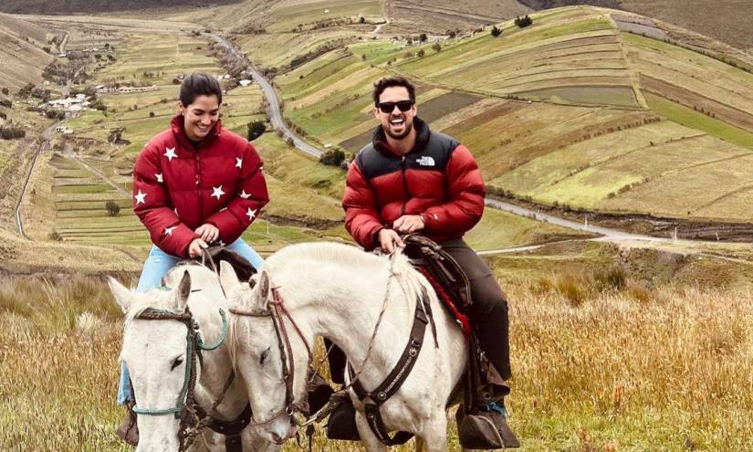 Imagen de archivo de Alejandra Proaño y Roberto Ayala en un paseo a caballo hace aproximadamente 7 semanas.