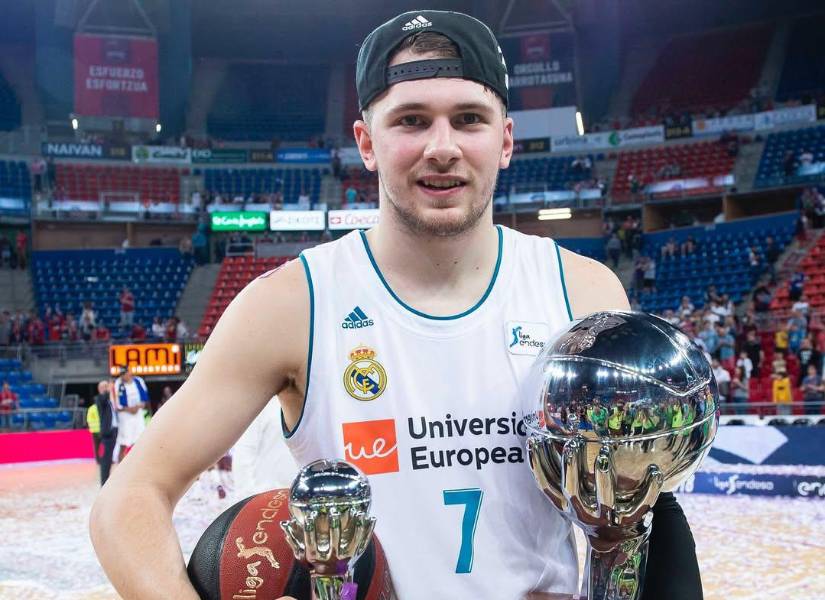 Luka Doncic como MVP del Final Four de la Euroliga con el Real Madrid, tras vencer en la final al Fenerbahçe.