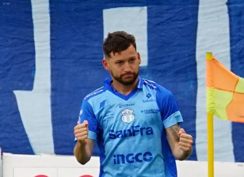 Macará quiere renovar a su entrenador para el 2026.